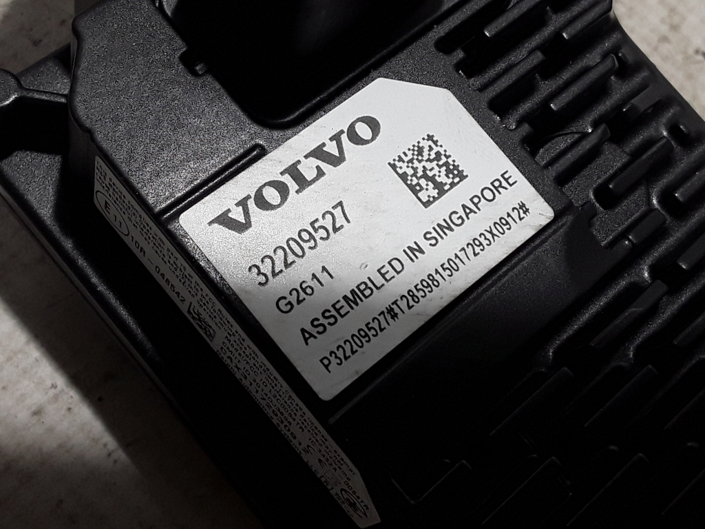 VOLVO V90 2 generation (2016-2024) Distronic 32209527 21058535