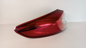  Rear corner lamp 