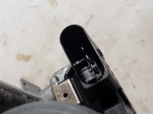  Priekinio stiklo valytuvų mechanizmas 