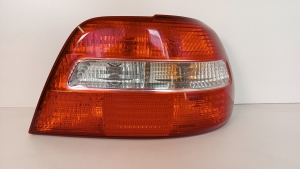  Rear corner lamp 