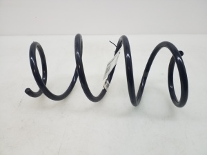 Mercedes Benz A-Class 176 (2012–2018) Front spring A2463210204 - 3