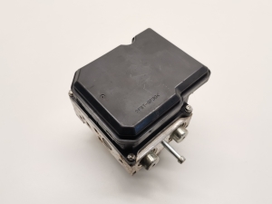 NISSAN Leaf I (2010–2017) ABS unit 476603NF0A - 2