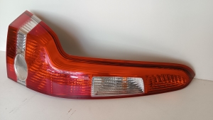  Rear corner lamp 