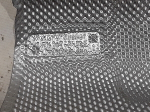 VOLVO V90 (2016–2026) Summuti kuumakaitse 31497437 - 2