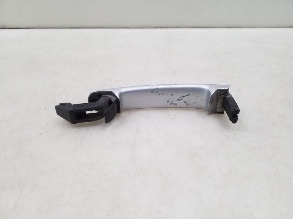 VOLKSWAGEN Golf 5 generation (2003-2009) Left Side Sliding Door Exterior Handle 3B0837207 24971395