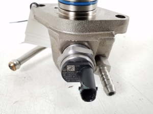  Fuel pump 