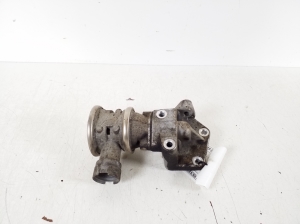  EGR valve 