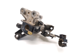 LEXUS CT 200h ZWA10 (2010–2017) Engine mount - 3