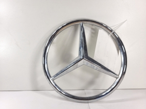 Emblem - A9068170016