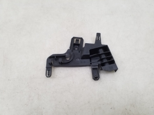 Sonstiger Halter - A2477230200