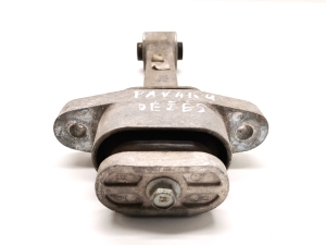 Hyundai ix35 (2009–2015) Gearbox mount 219502Y700 - 4