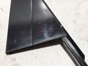  Rear side door strip to glass outer 