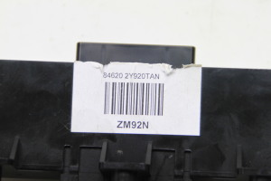 Hyundai ix35 (2009–2015) Heated seat switch 933102Y10 - 3