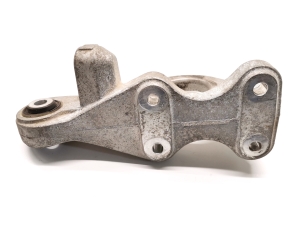  Front axle bracket 