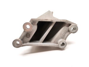NISSAN Leaf I (2010–2017) Motorhalter - 3