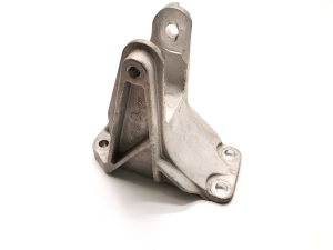 NISSAN Leaf I (2010–2017) Motorhalter - 4