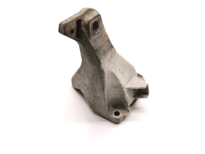 BMW 3 SERIES E90 (2004–2013) Engine bracket 6781916 - 3