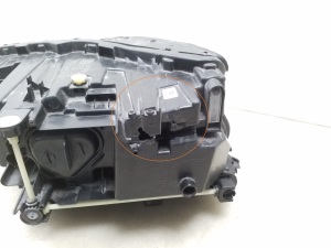 AUDI e-tron SUV (2018–2026) Esituli 89A941036 - 8