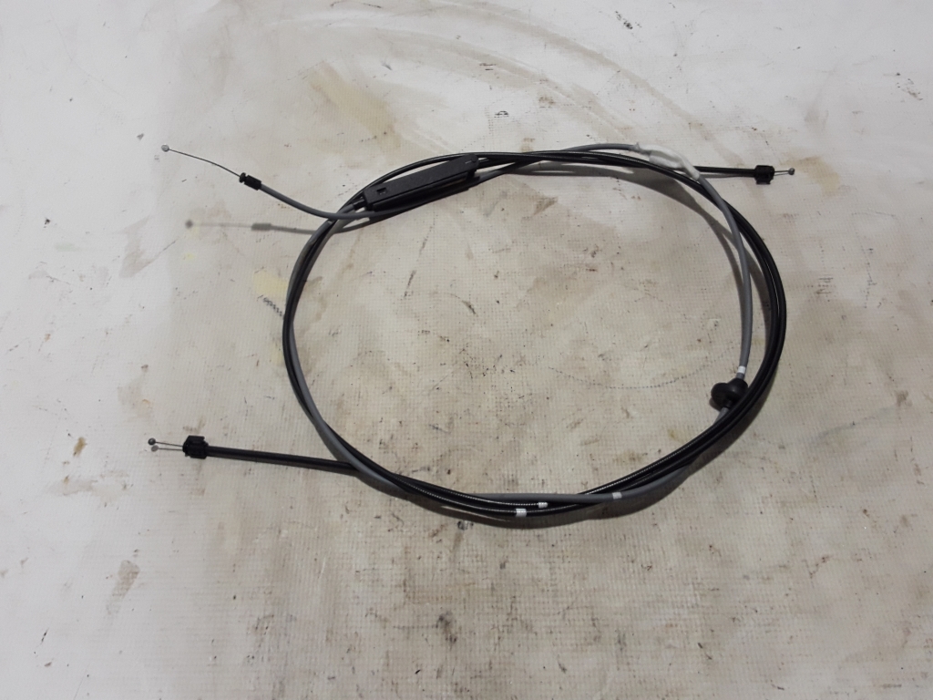Used VOLVO XC90 Hood opening cable 31352884