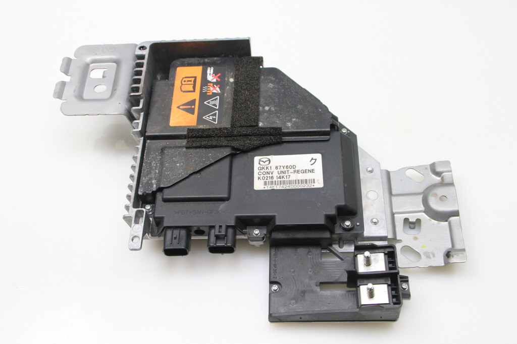 MAZDA 6 GJ (2012-2024) Voltage Control Unit GKK167Y60D 25166309