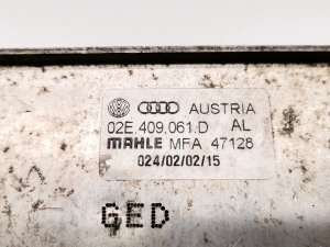 AUDI A3 8V (2012–2020) Õlijahuti 02E409061D - 3