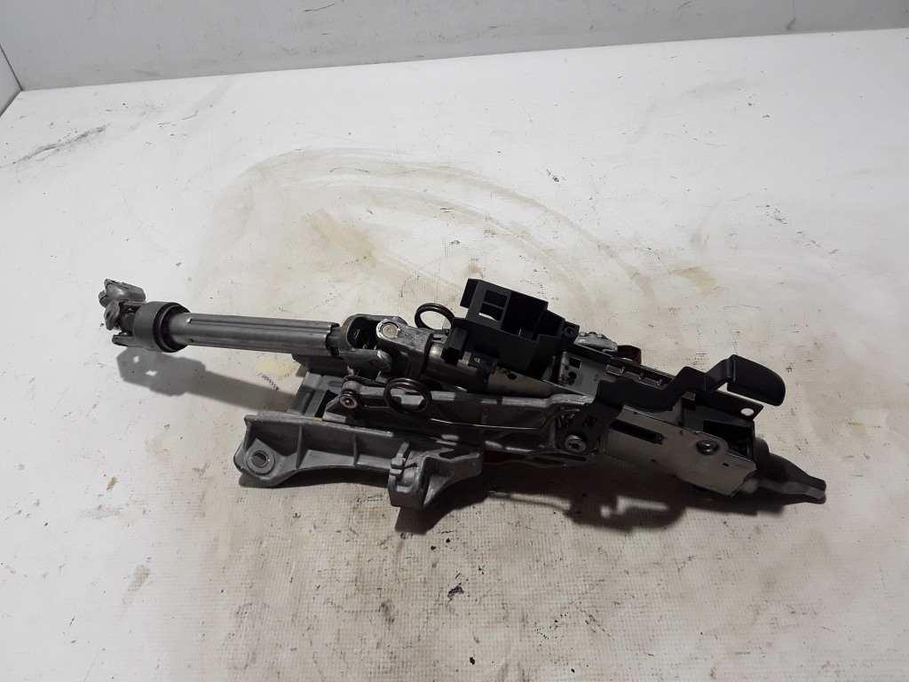 Used VOLVO XC90 Steering wheel and its details 32142273