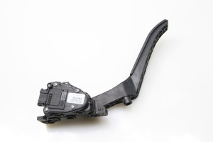 Volkswagen Touareg I (2002–2010) Accelerator pedal 7L6721507 - 3