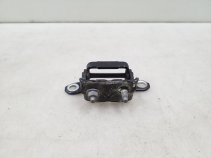 Rear side door upper hinge