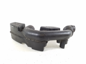Subaru Outback (2009–2014) Luftansaugschlauch - 2