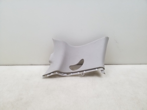 Interior trim of the rear strut - 769351KB0A