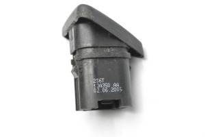 Ford Fusion (2002–2005) Hazard light switch 2S6T13A350 - 5