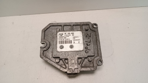 Calculateur moteur - 55555600