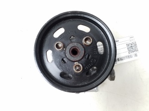 AUDI A4 B7 (2004–2008) Power steering pump and its components 91128G - 2