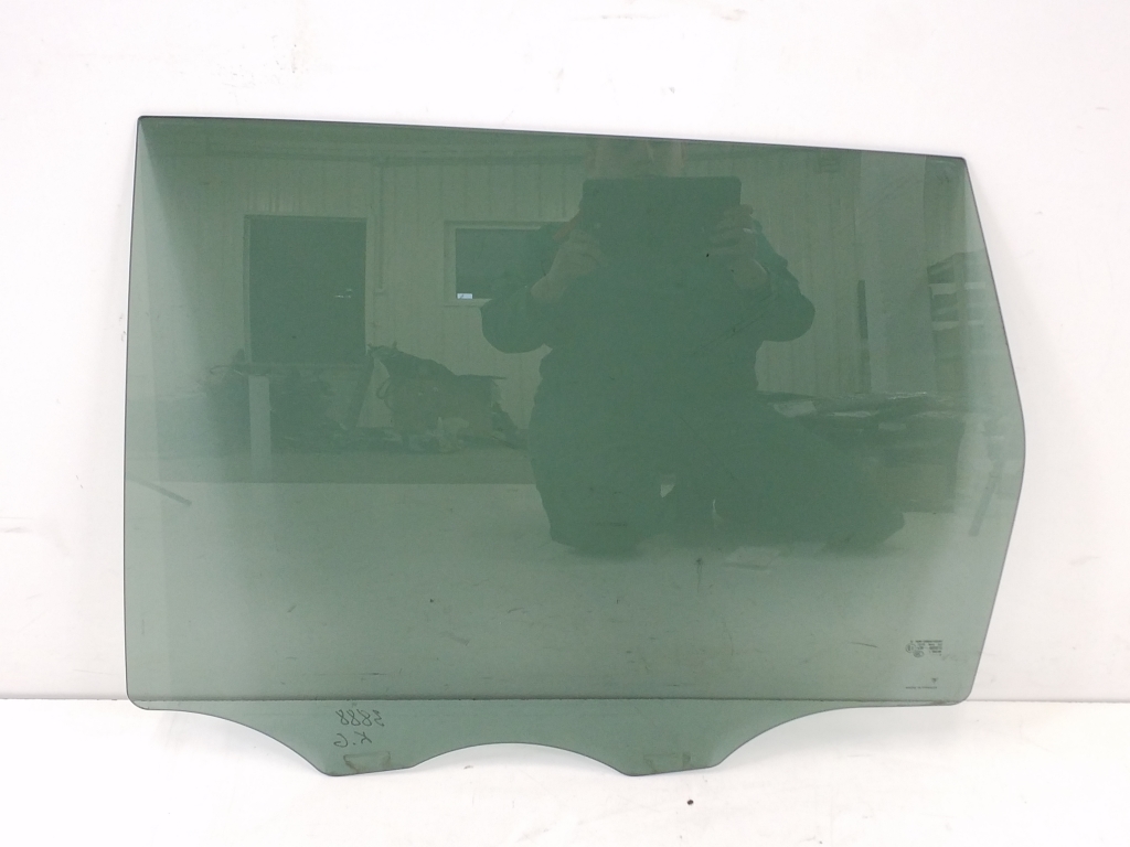 PORSCHE Cayenne 958 (2010-2018) Kairys šoninių durų stiklas 22001400