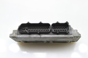 Volkswagen Polo V (2009–2017) Motora vadības bloks 03C906024C - 4