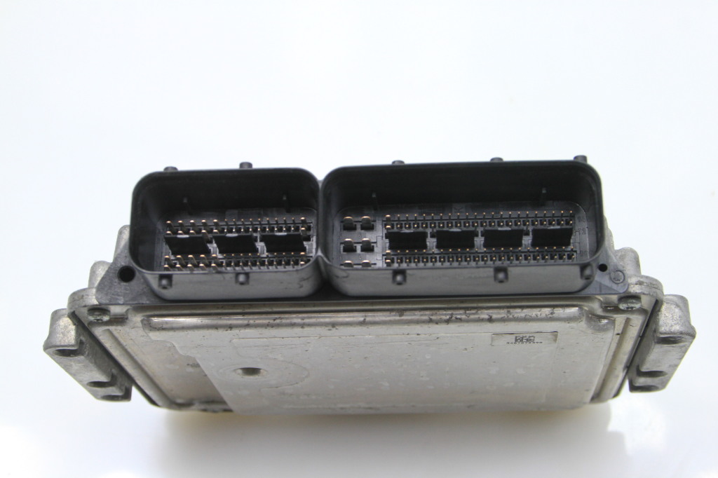 HYUNDAI ix35 1 generation (2009-2015) Блок керування двигуном ECU 391992ABB3 24601932