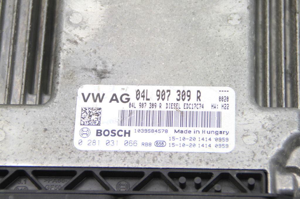 VOLKSWAGEN Passat B8 (2014-2023) Variklio kompiuteris 04L907309R 25097576