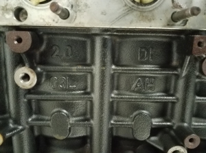 AUDI A4 B8 (2007–2016) Engine CAHA - 5