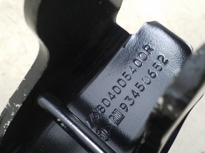 RENAULT Trafic III (2014–2022) Front door lower hinge 804005400R - 2