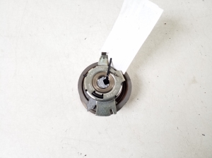  Belt tensioner pulley 