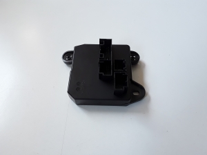 AUDI TT (2014–2026) Conditioner control module 8S0820047 - 3