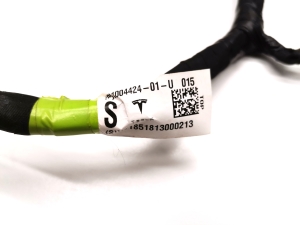 Tesla Model S S (2012–2026) Juhtmestik 1004424-01-U - 3