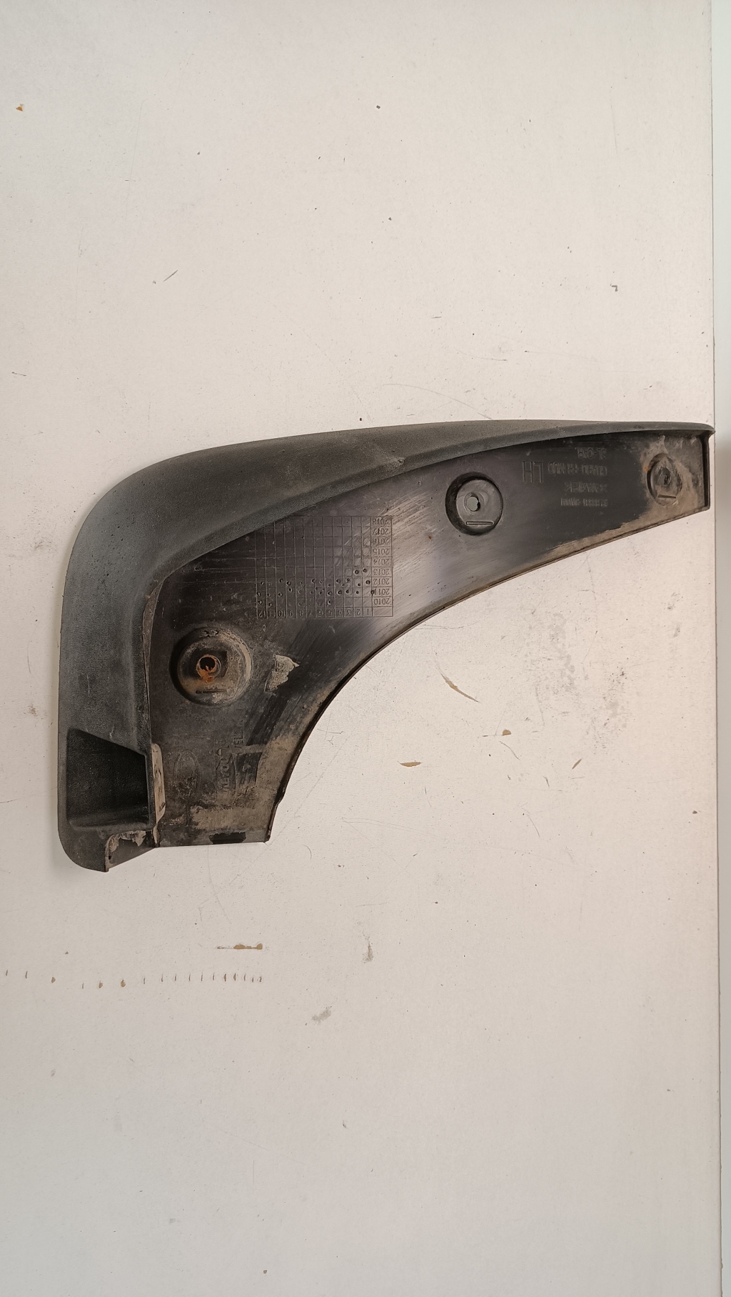 Kia Sportage (2010–2016) Mud flap 868313W001