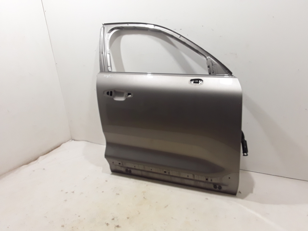 Used VOLVO XC40 Front door 31479739