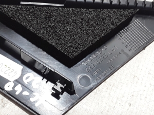 VOLVO XC40 (2017–2026) Mirror triangle trim 32216223 - 2