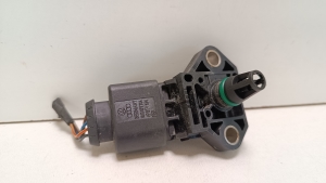 Volkswagen Golf VII (2012–2026) Air pressure sensor 03G906051 - 2