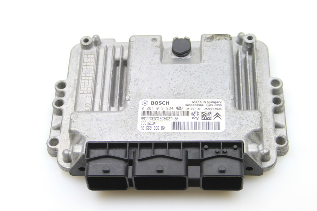 PEUGEOT 3008 1 generation (2010-2016) Engine Control Unit ECU 9666986680 25097562