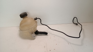 Coolant reservoir