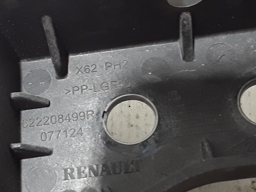 Used RENAULT Master Headlamp holder 622208499R