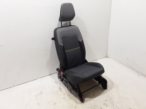 RENAULT Kangoo III (2021–2026) Vordersitz und seine Teile - 2